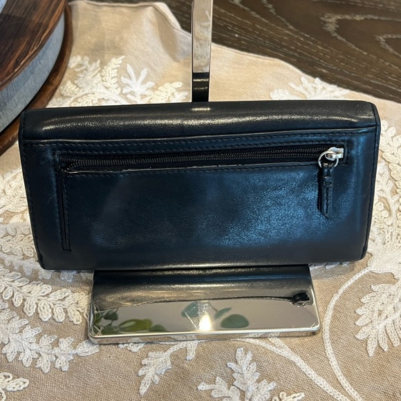 Coach Soho Black Leather Wallet - Picture 4 of 11